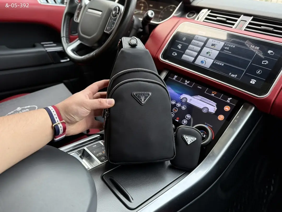 kng6016     prada  45$ gallery