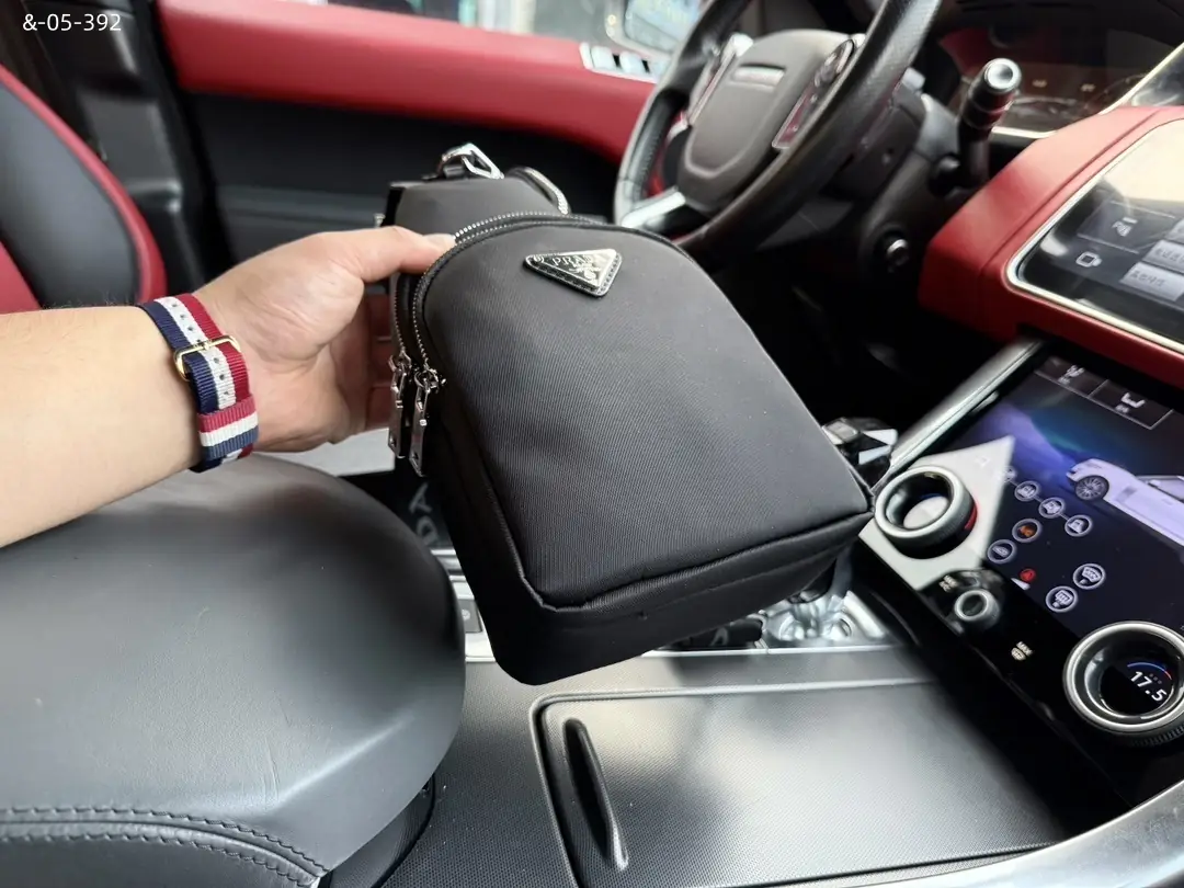 kng6016     prada  45$ gallery