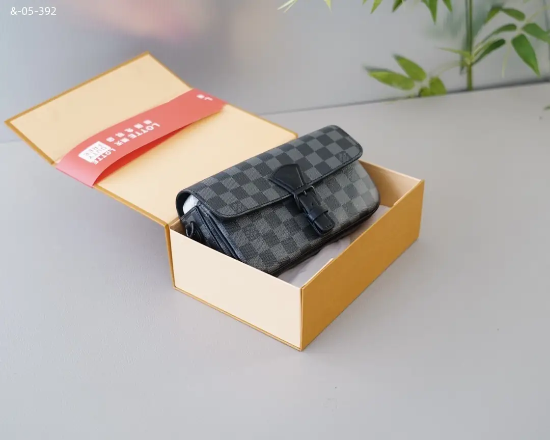 kng6026  lv  45$ gallery