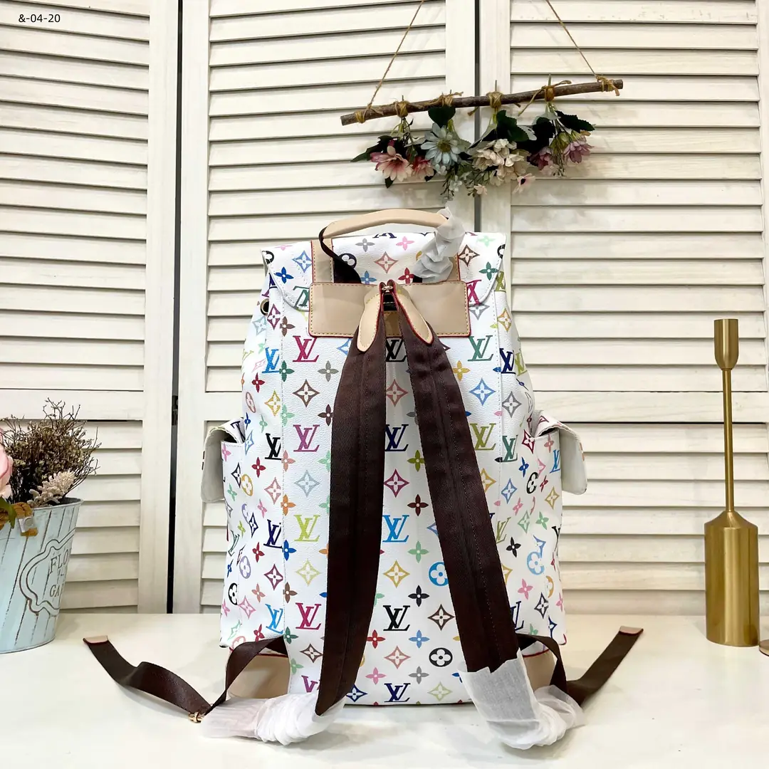 kng6033  99.99$    gucci gallery