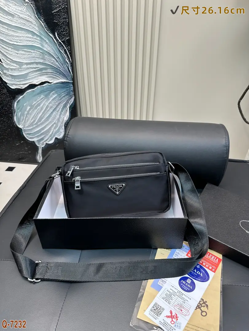 kng6035   VERSACE    55$ gallery