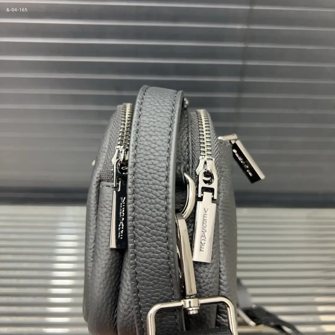 kng6037    VERSACE  55$ gallery