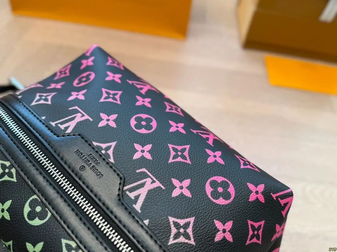 kng6048  lv   99.99$ gallery