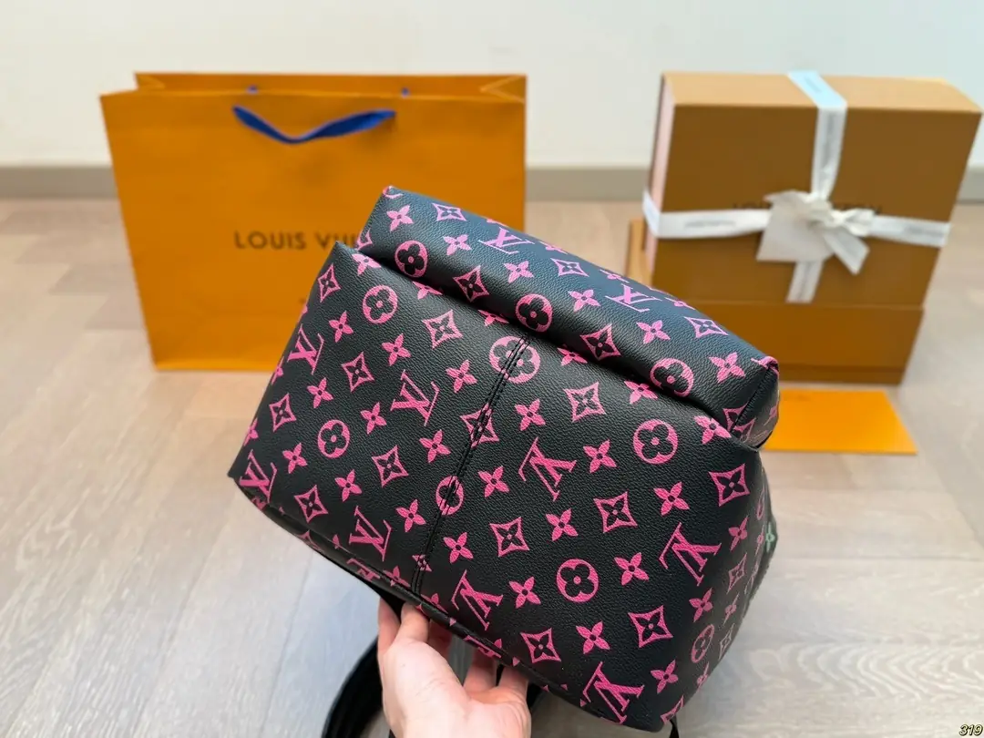 kng6048  lv   99.99$ gallery