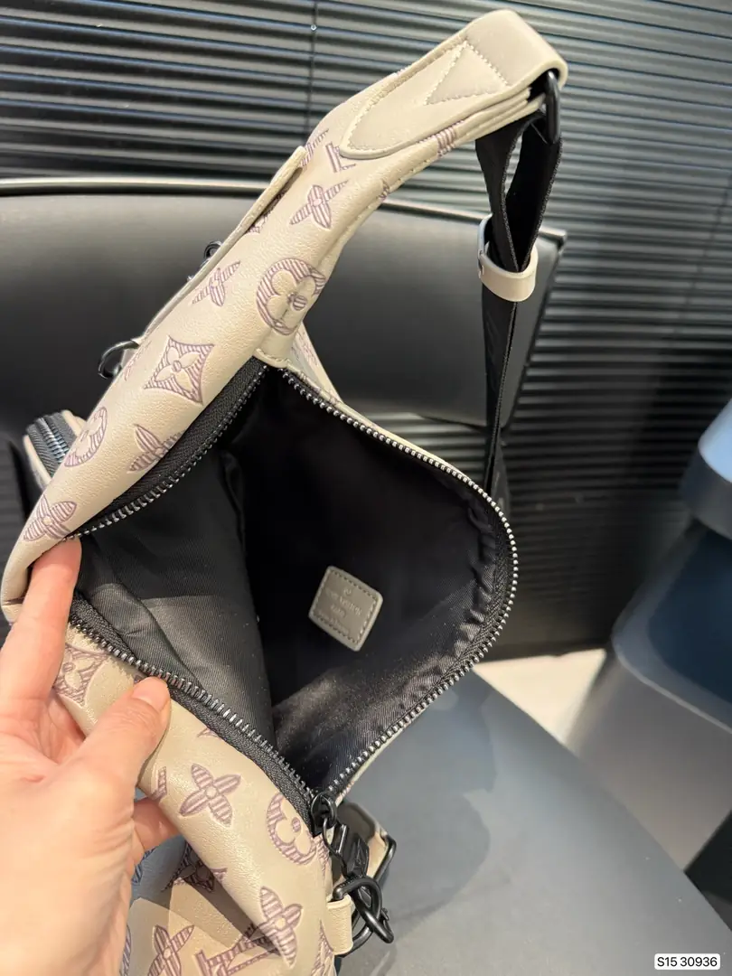 kng6049   lv  55$ gallery