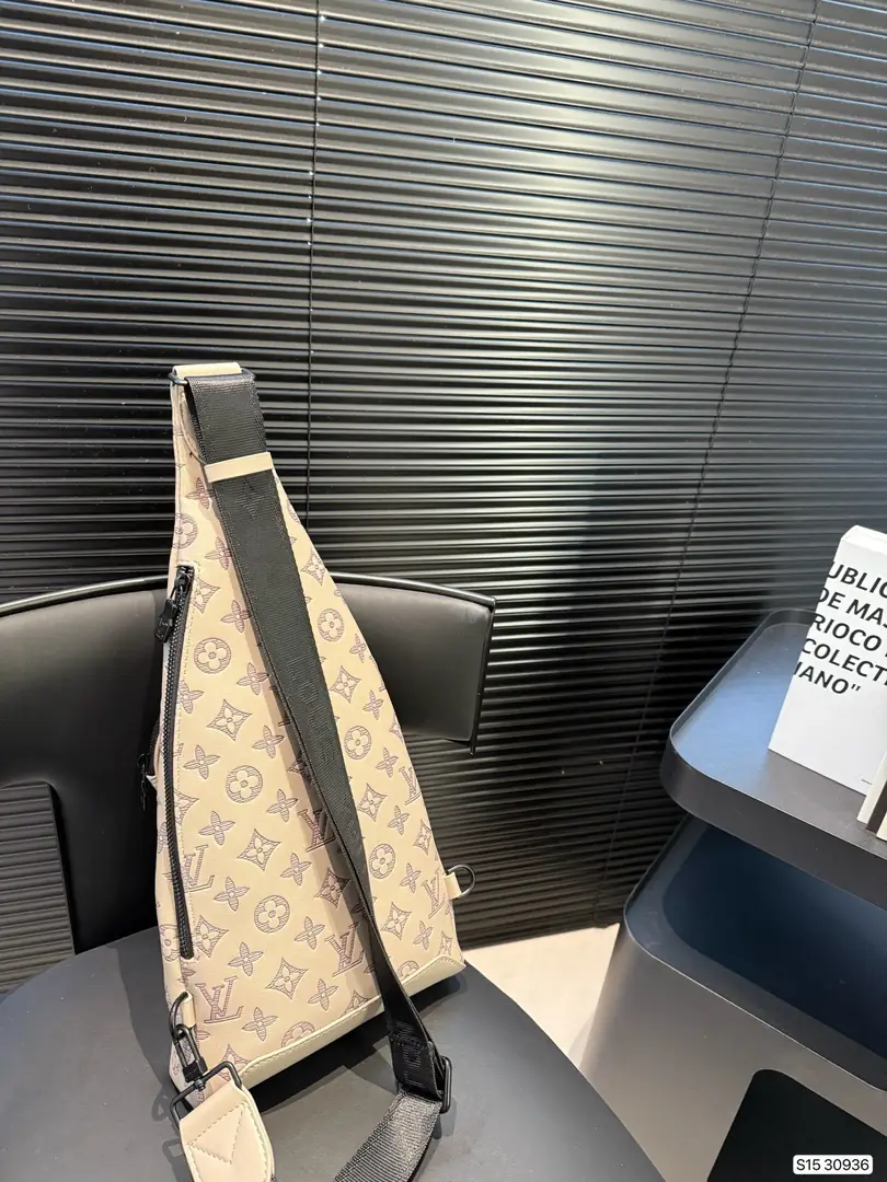 kng6049   lv  55$ gallery