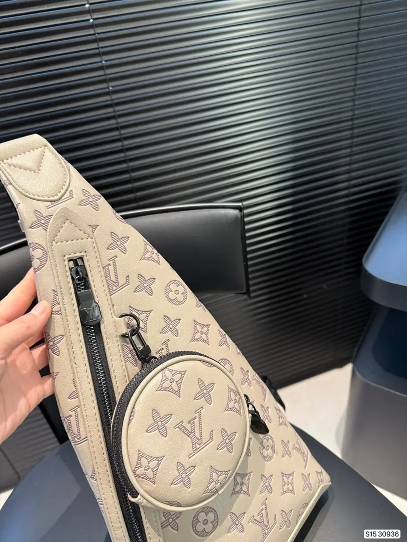 kng6049   lv  55$ gallery