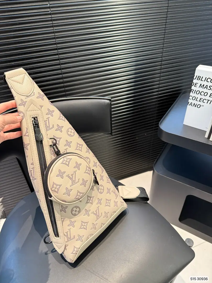 kng6049   lv  55$ gallery