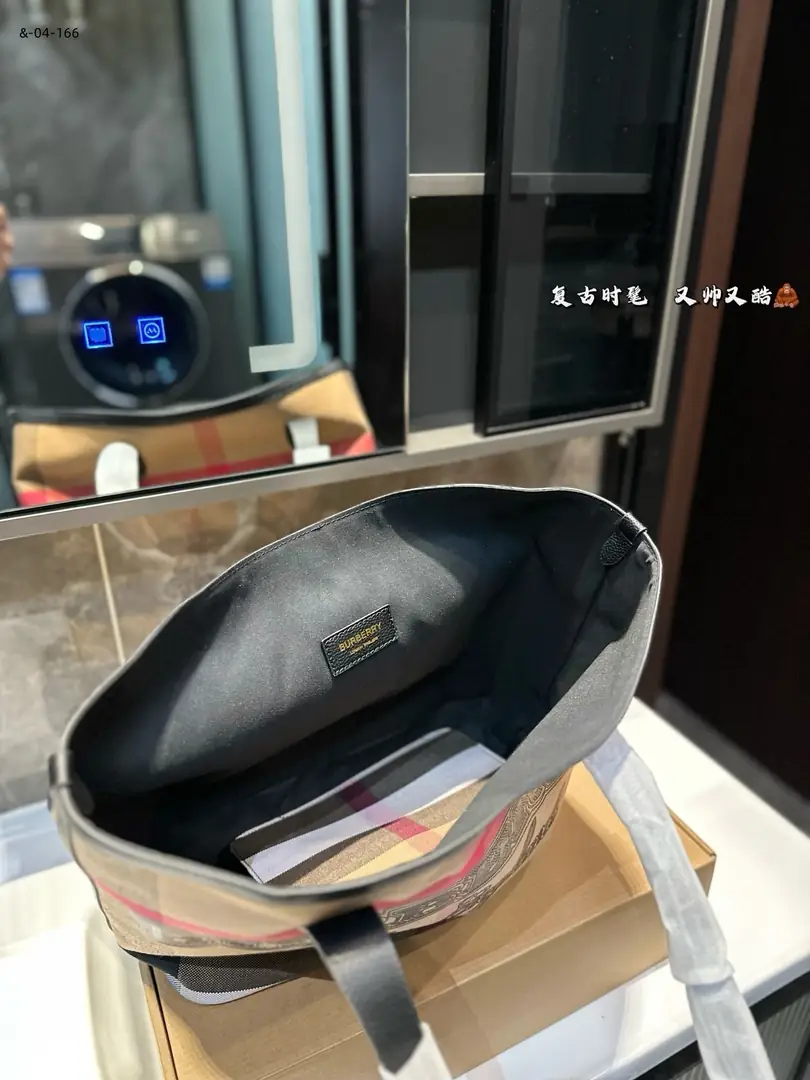 kng6051   Burberry   55$ gallery