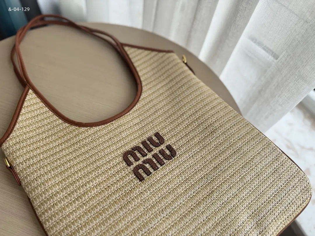 kng6055 miumiu   55$ gallery