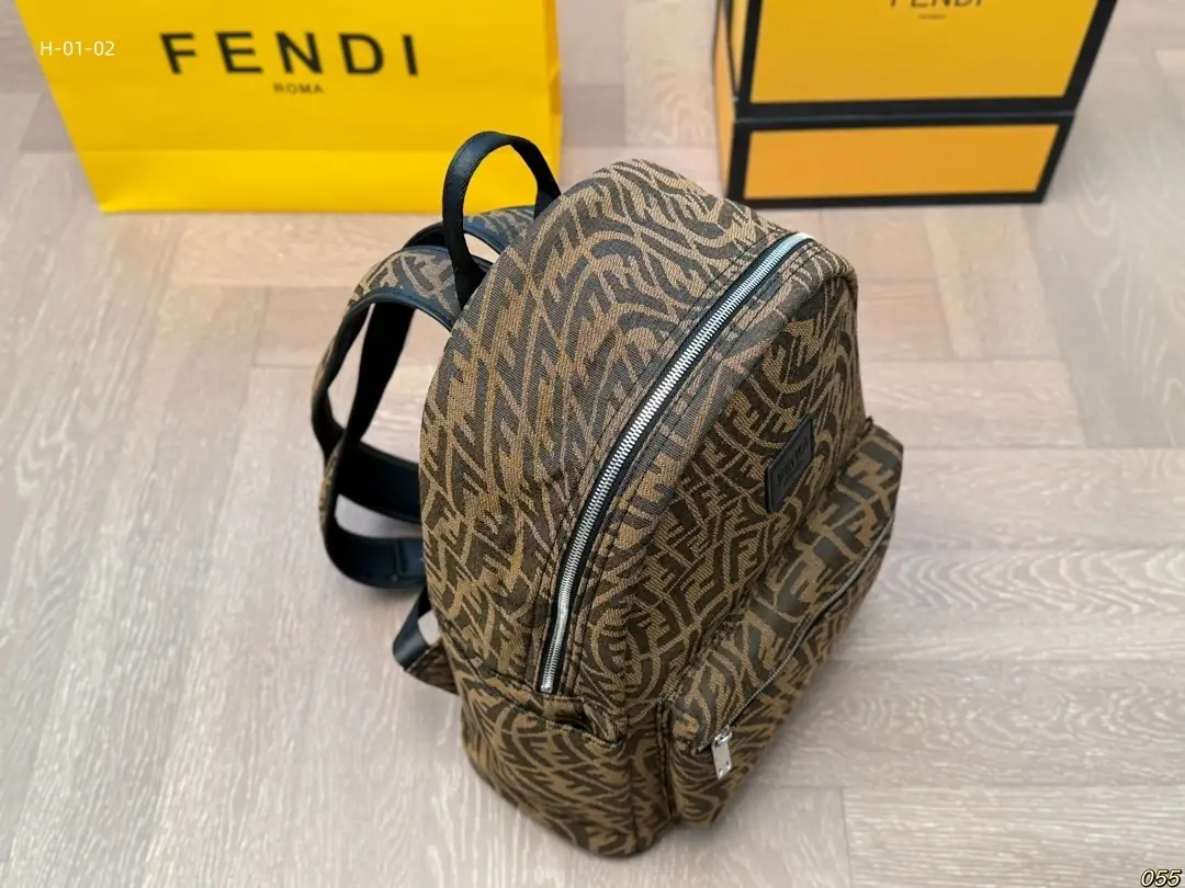 kng6060    fendi   85.99$ gallery