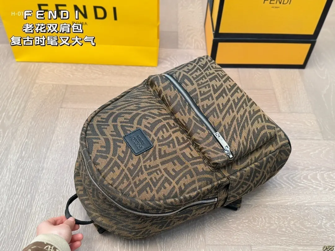 kng6060    fendi   85.99$ gallery