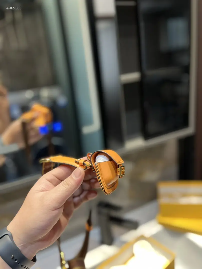 kng6061    fendi   40.99$ gallery