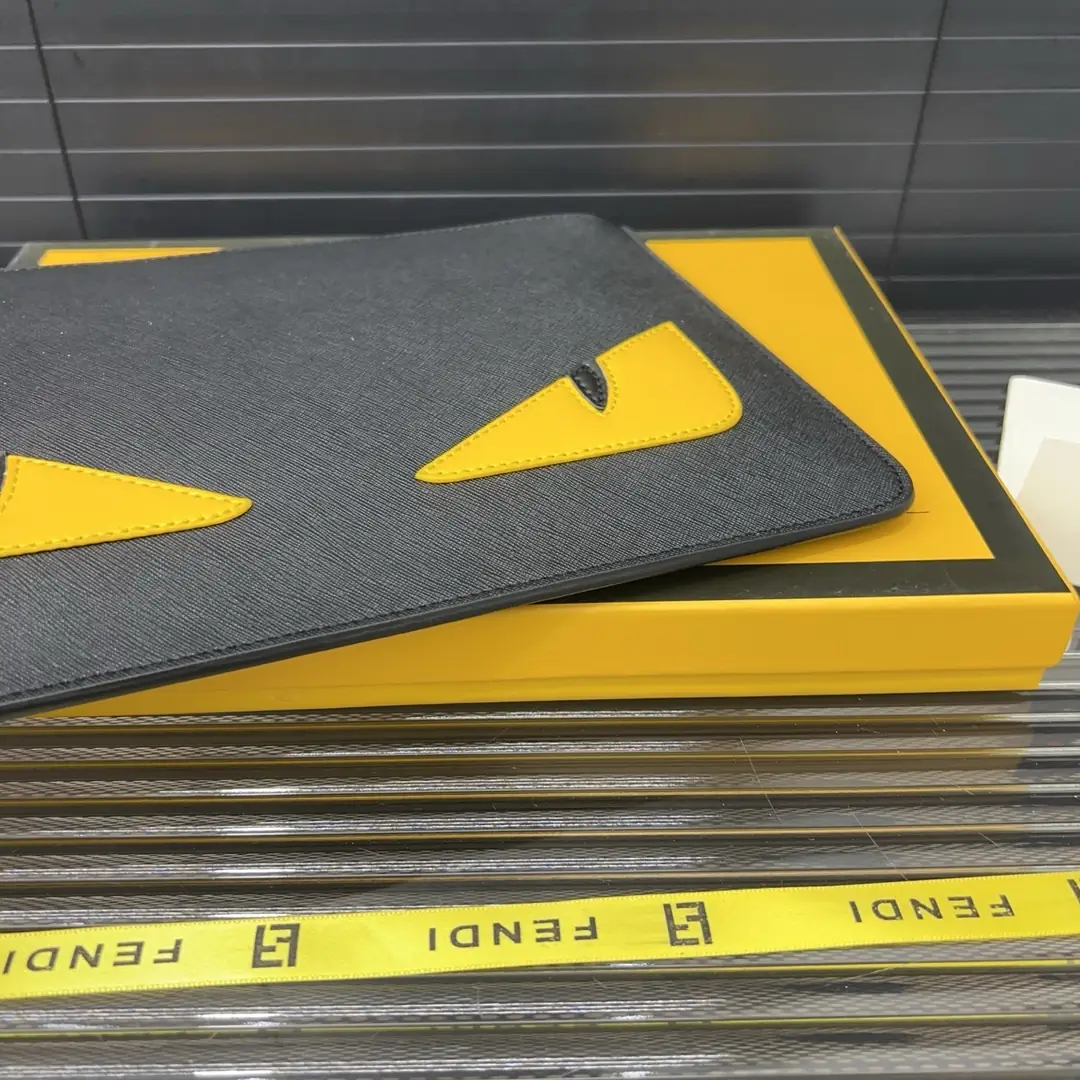 kng6063  fendi   45$ gallery