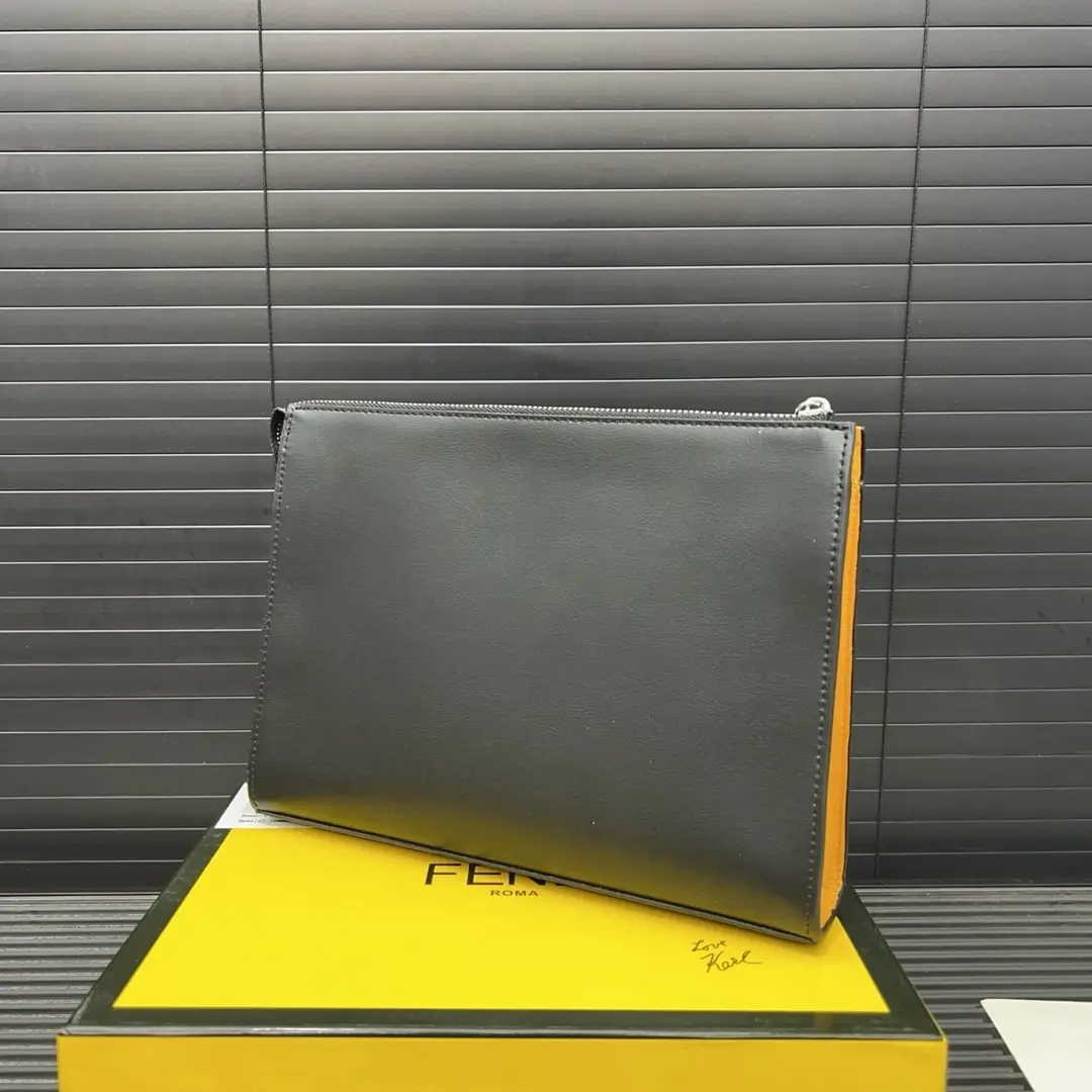 kng6066  fendi   45$ gallery
