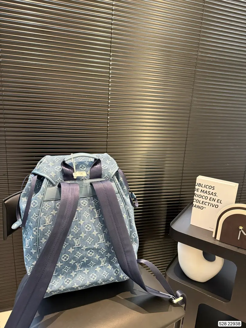 kng6074  lv  85$ gallery