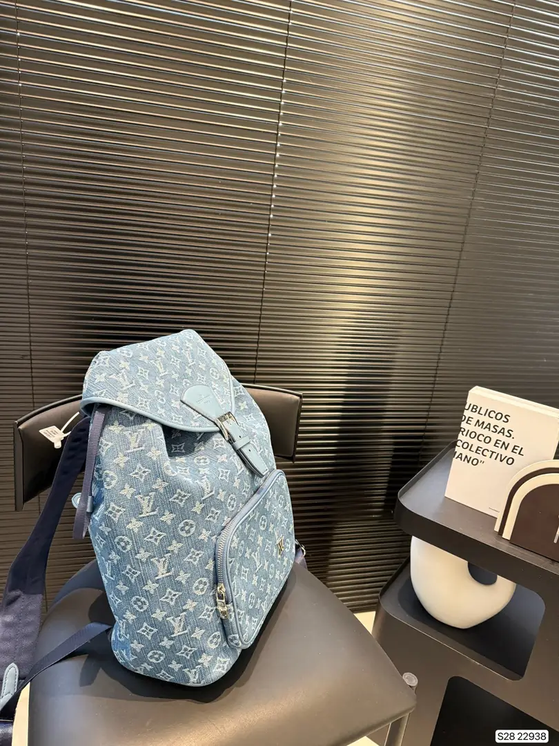 kng6074  lv  85$ gallery