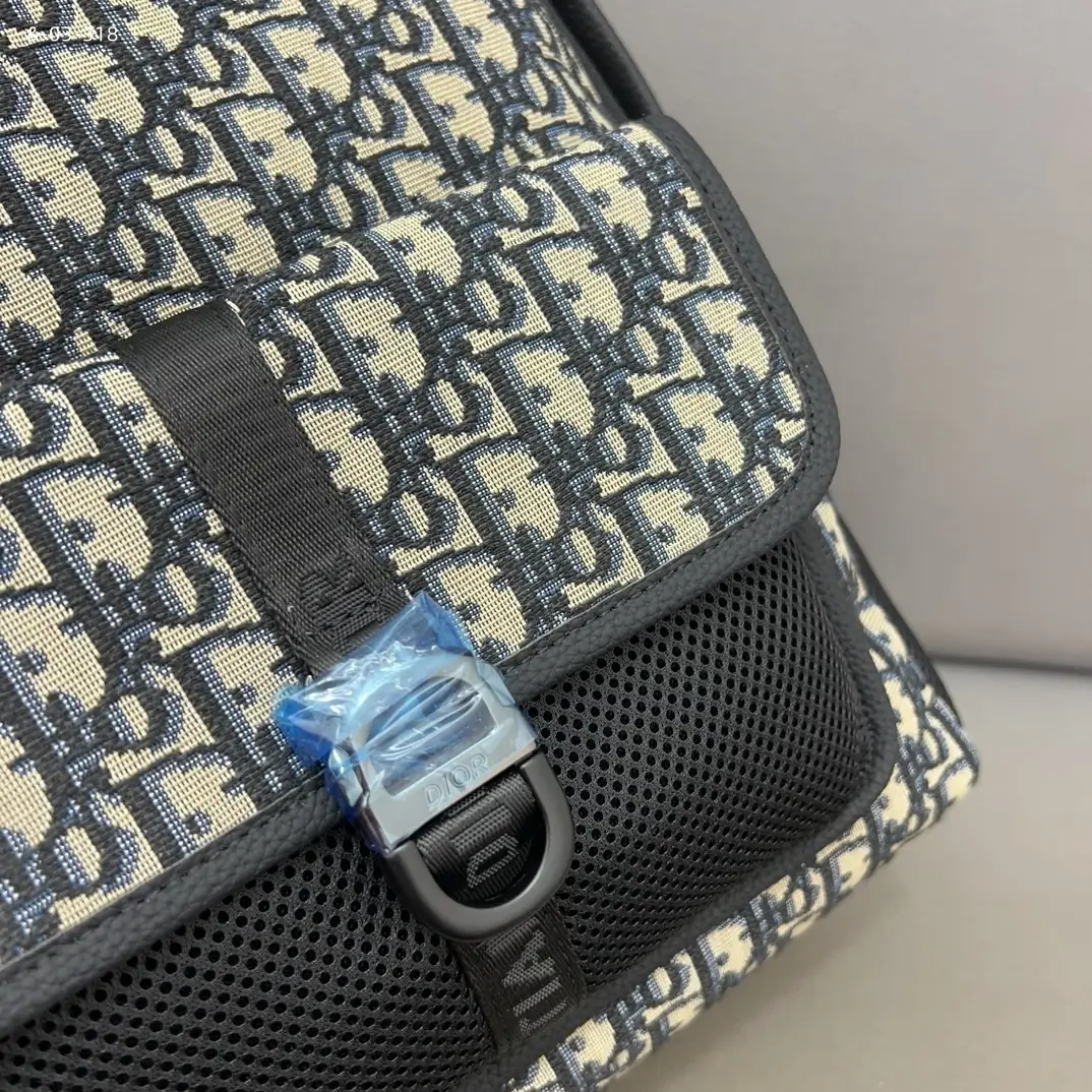 kng6079  dior  95$ gallery