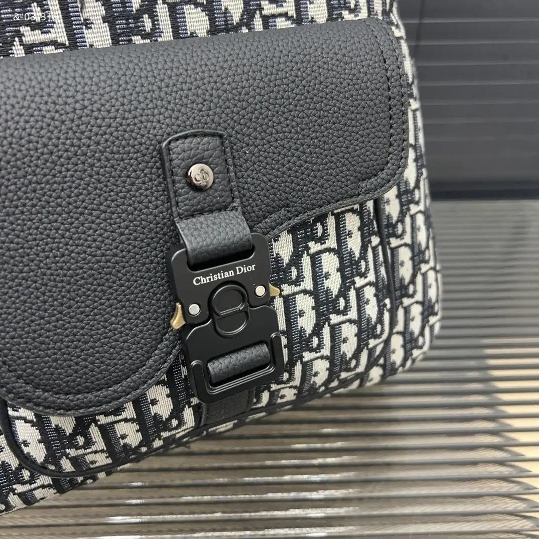 kng6080   dior   95$ gallery