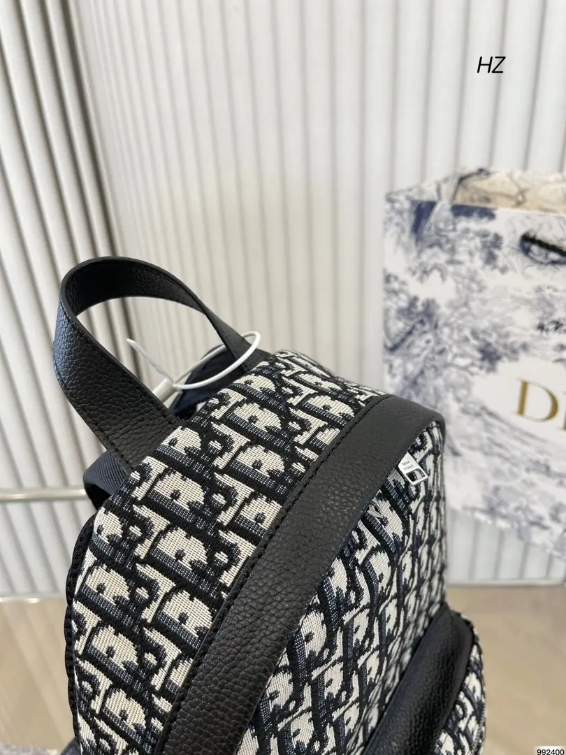 kng6085  85$  dior gallery