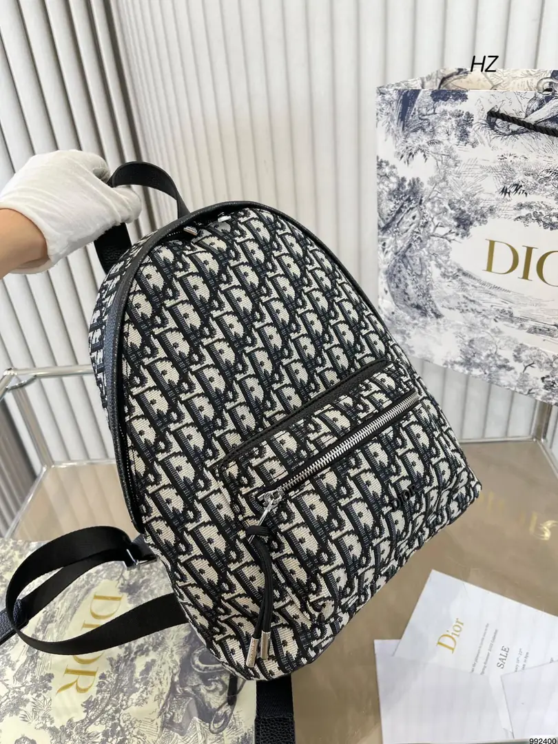 kng6085  85$  dior gallery