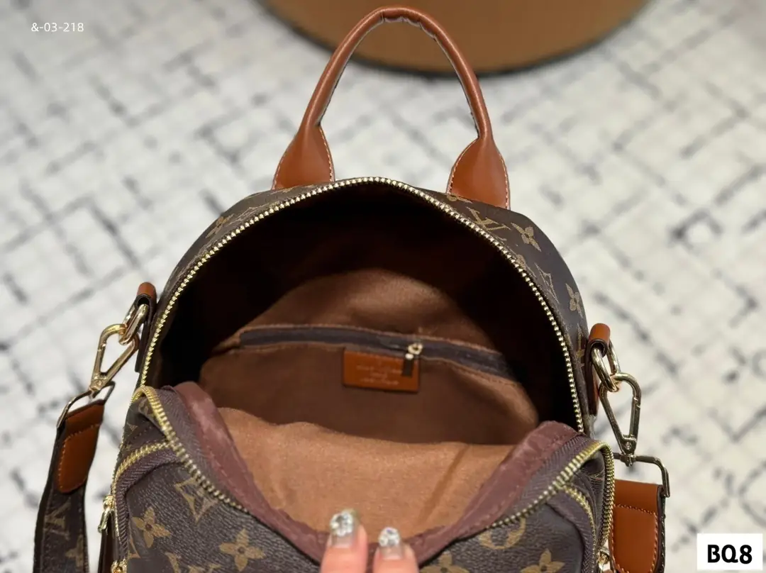 kng7097  lv   85$ gallery