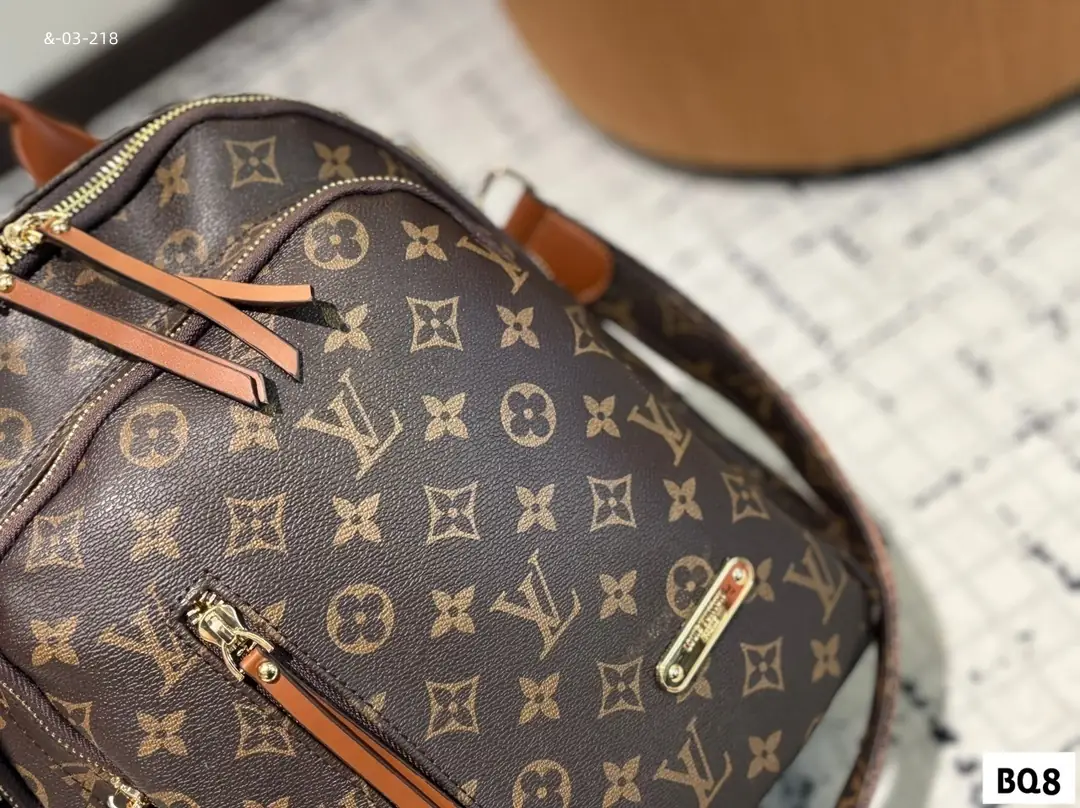 kng7097  lv   85$ gallery