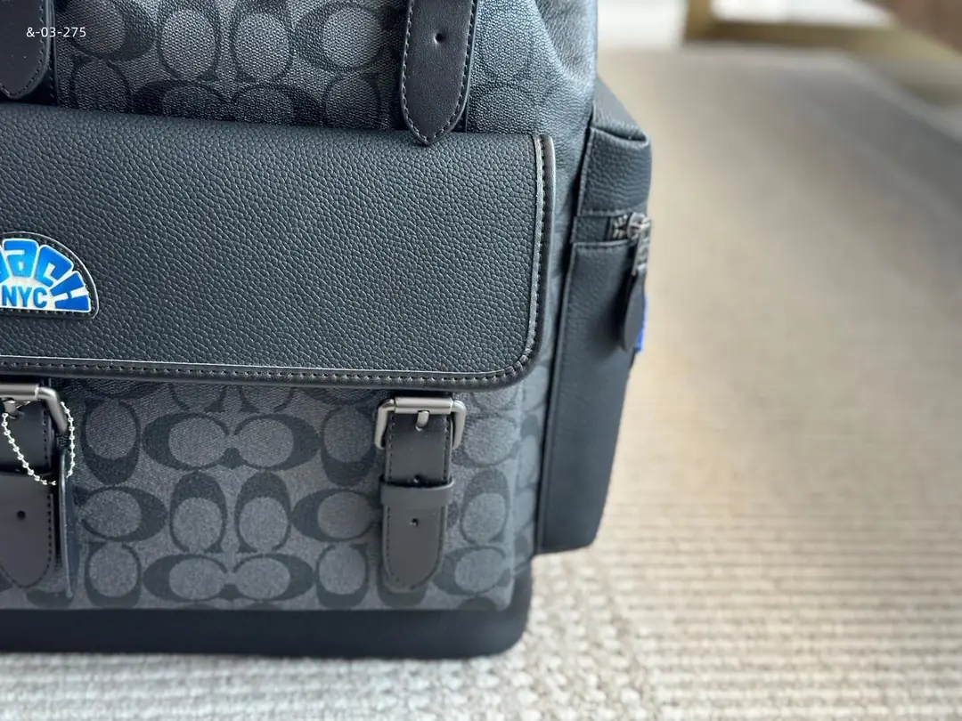 kng7100   coach  98$ gallery