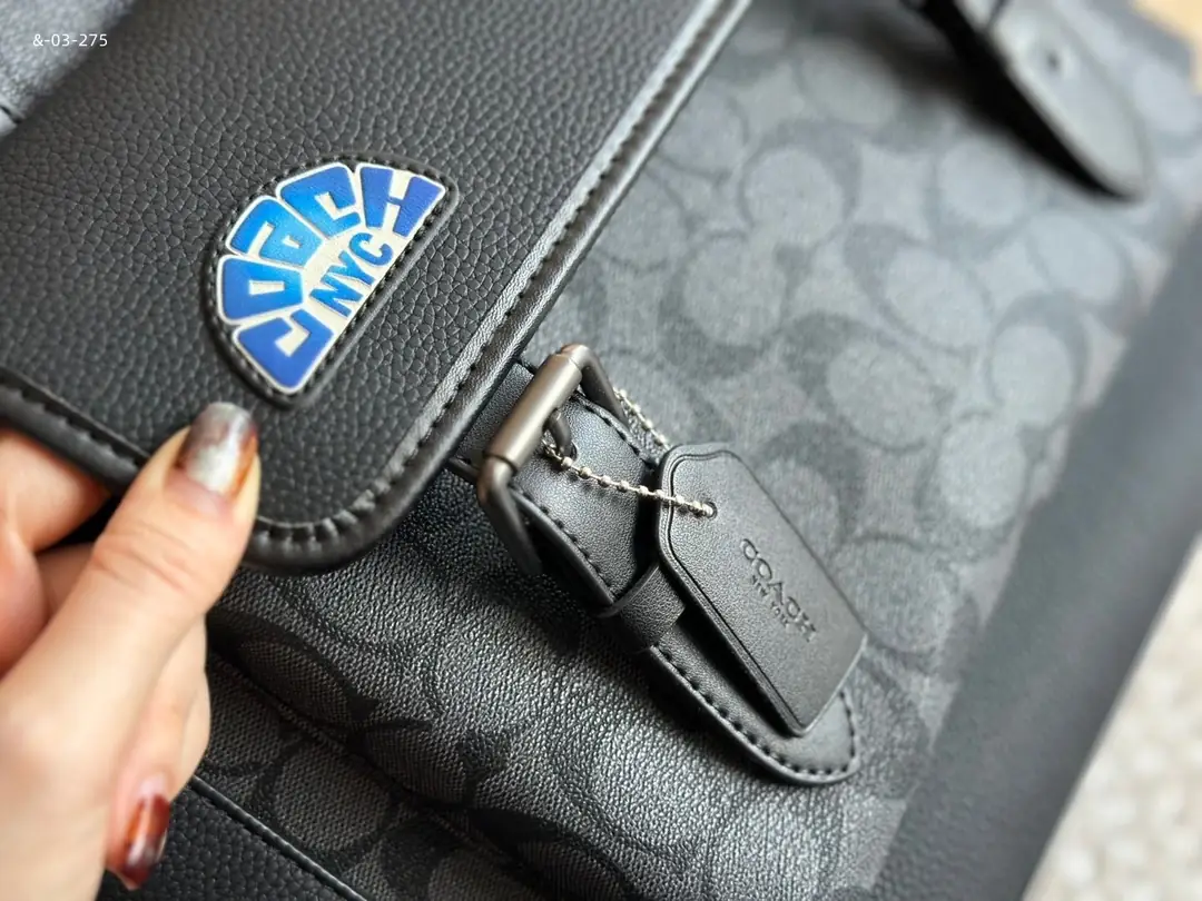 kng7100   coach  98$ gallery