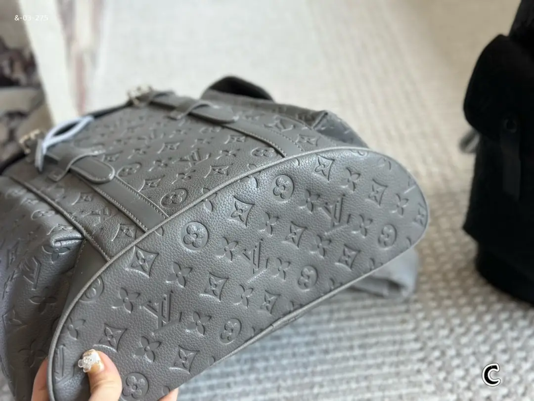 kng7104  lv  99$ gallery