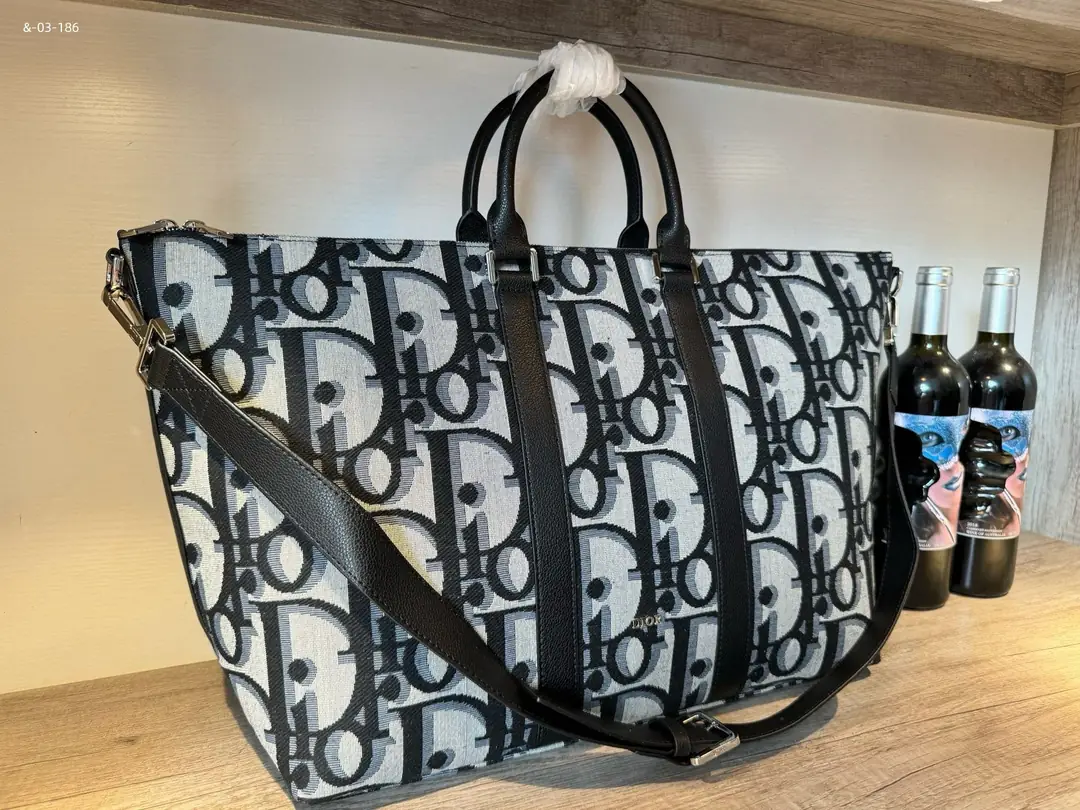 kng7105  99$  dior gallery