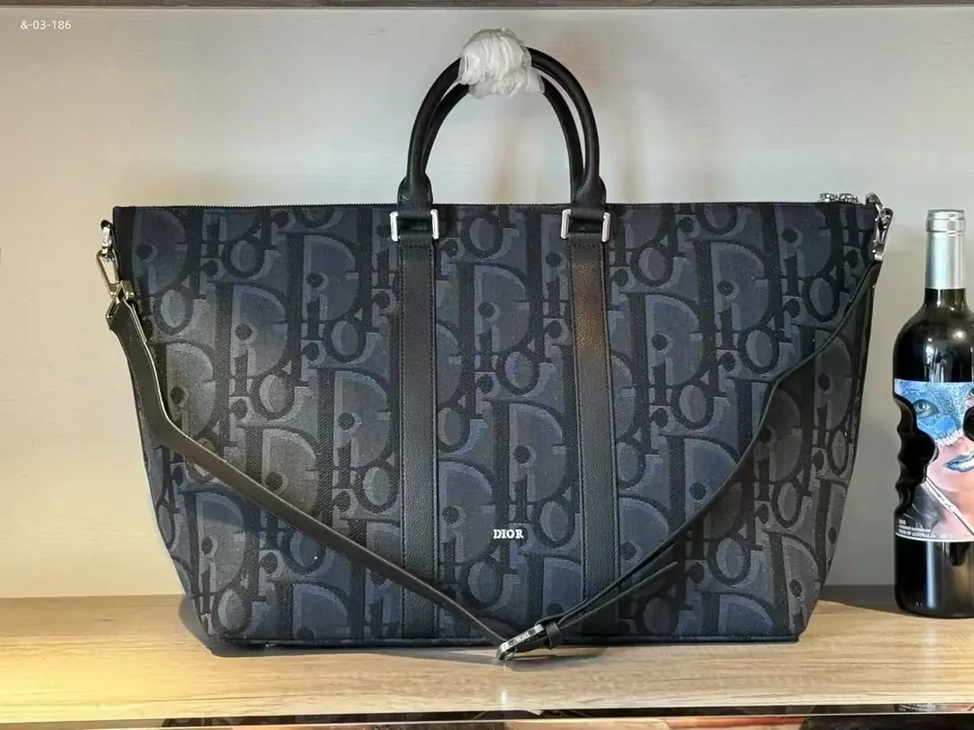 kng7105  99$  dior gallery