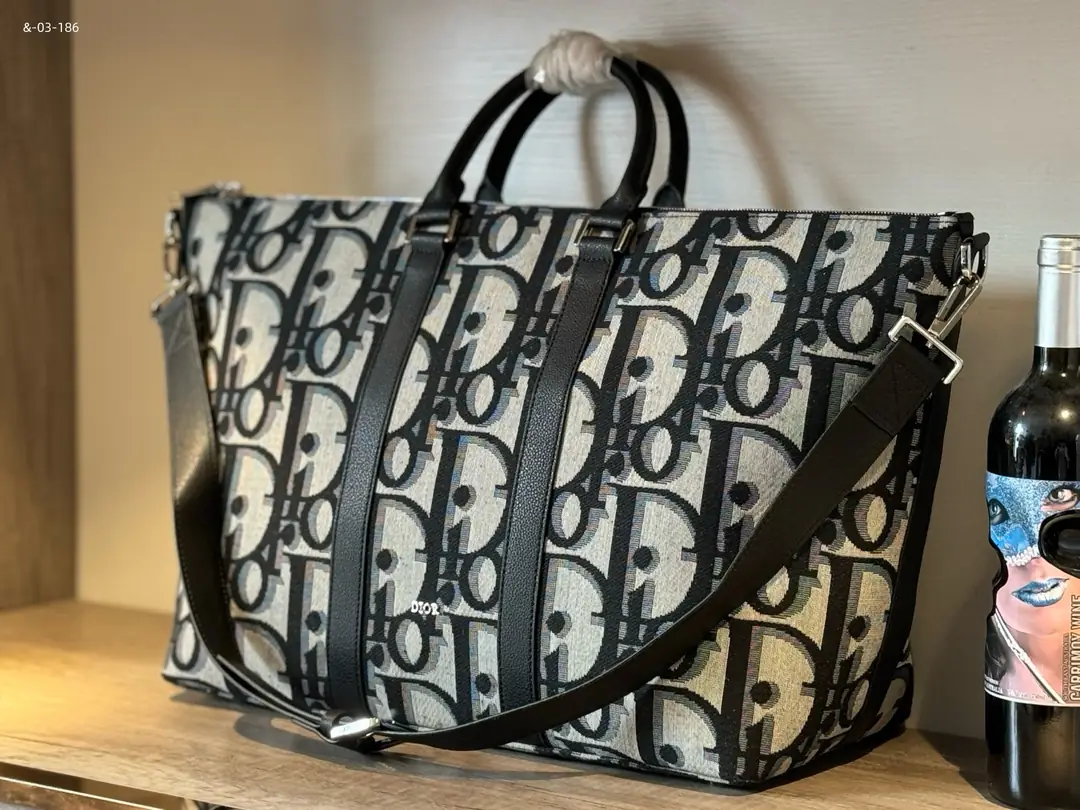 kng7105  99$  dior gallery