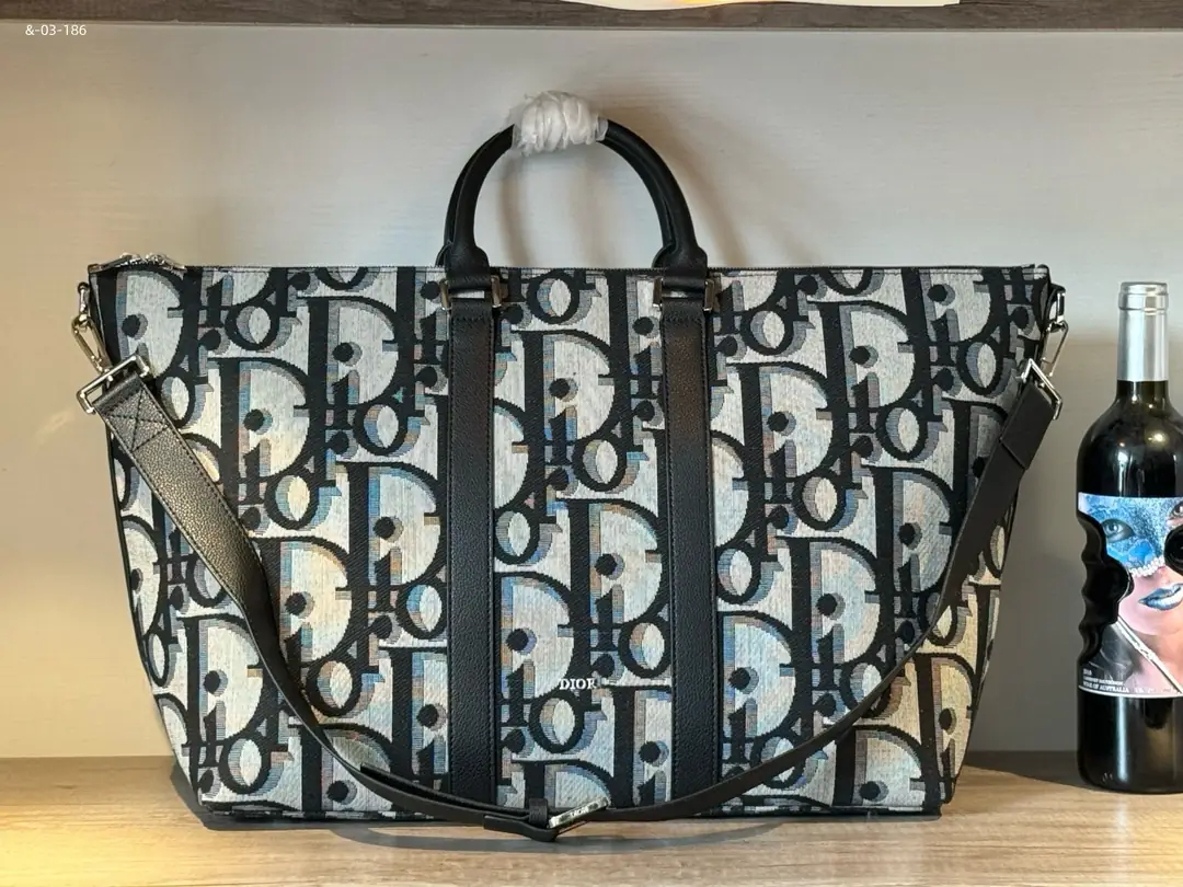 kng7105  99$  dior gallery