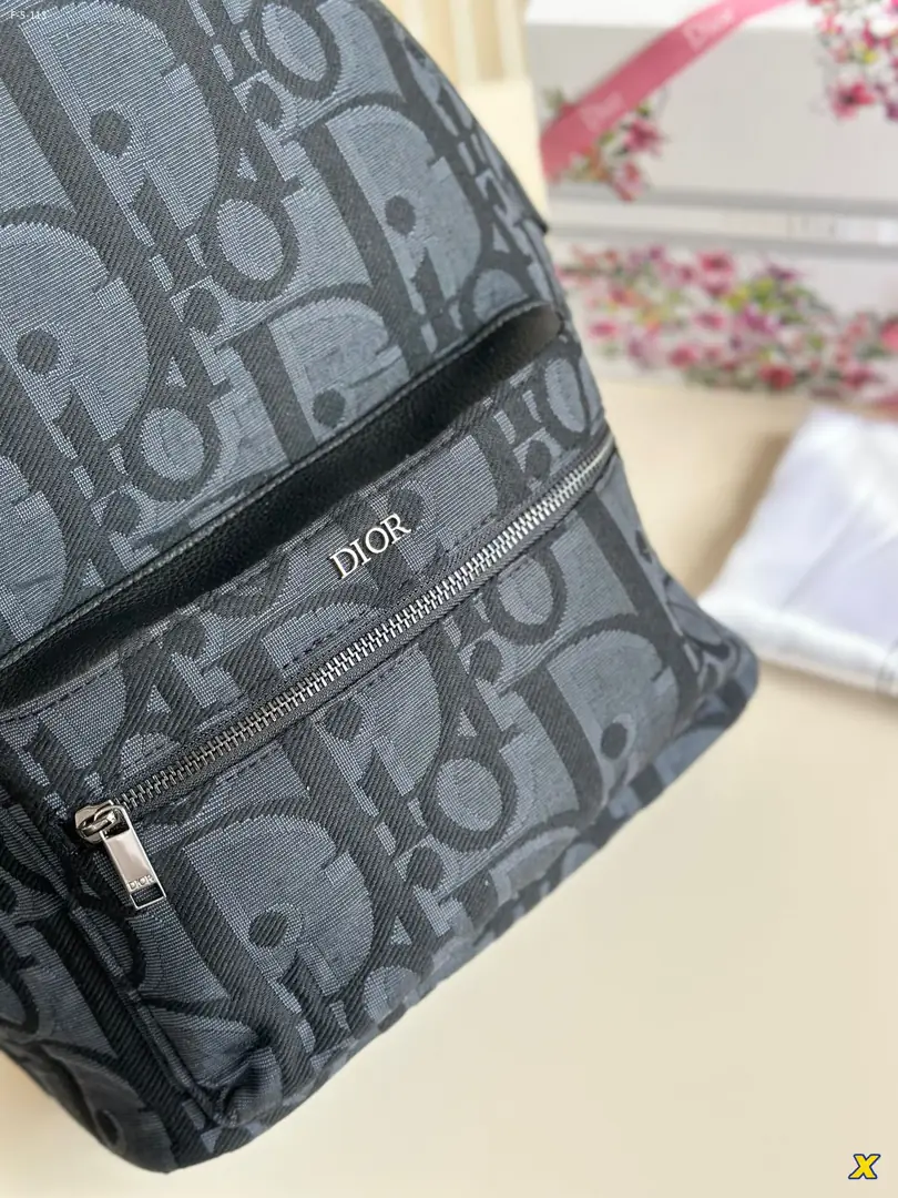 kng7106  dior  85$ gallery