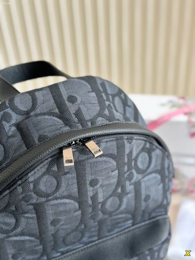 kng7106  dior  85$ gallery