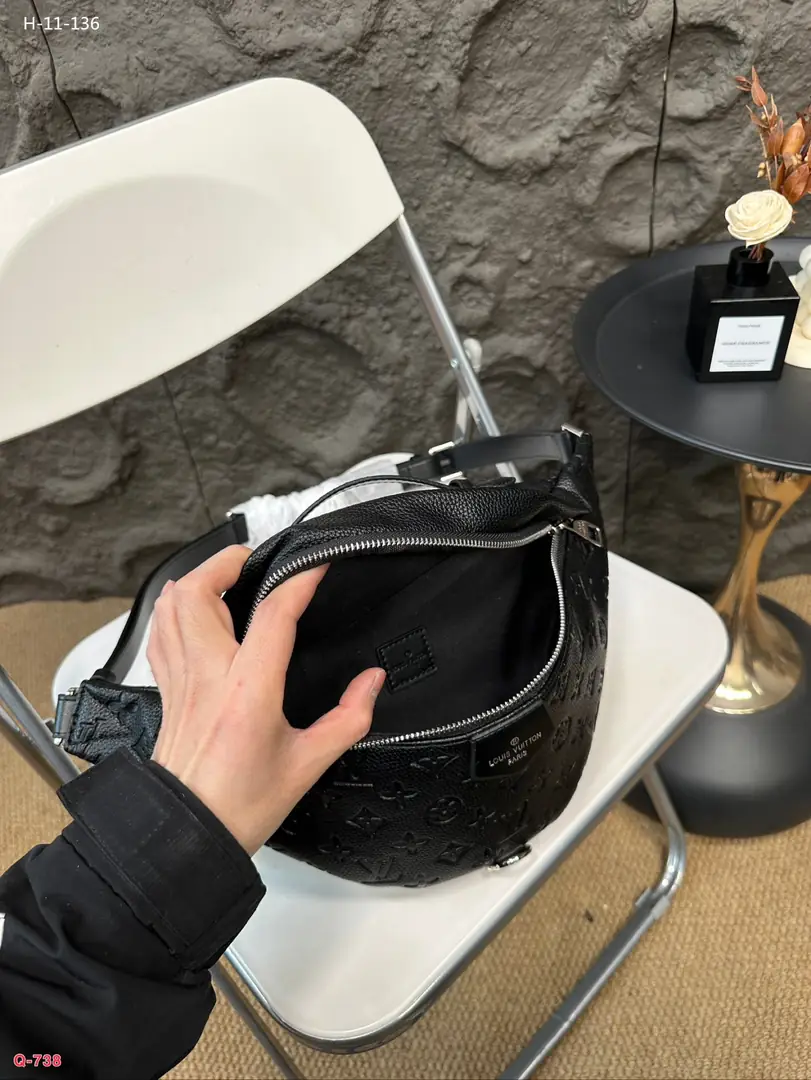 kng7133  lv  65$ gallery