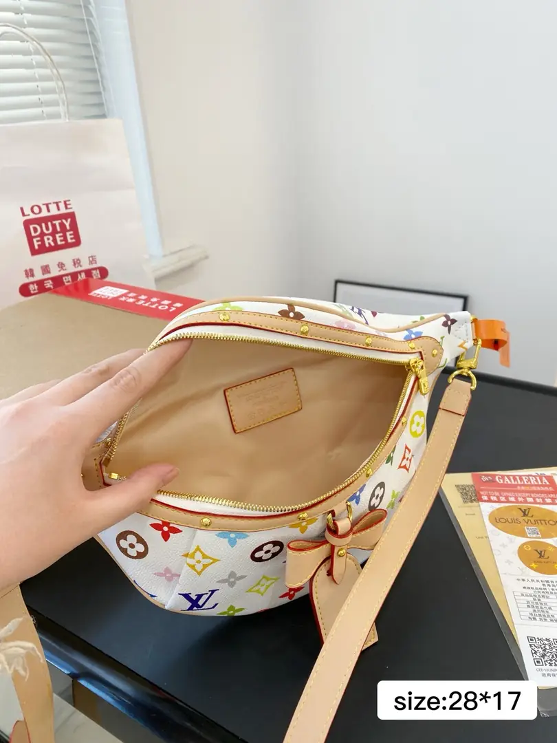 kng7135  lv  65$ gallery