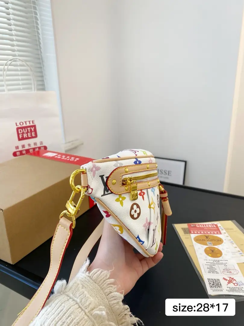 kng7135  lv  65$ gallery