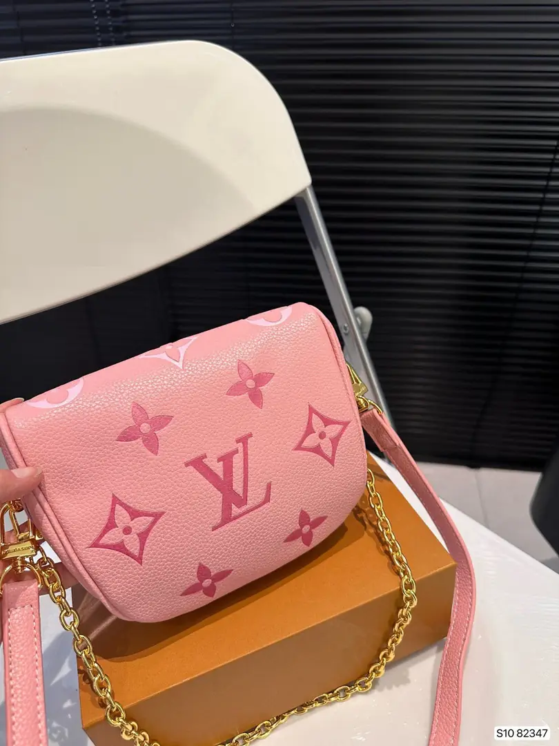 kng7138  lv  68$ gallery