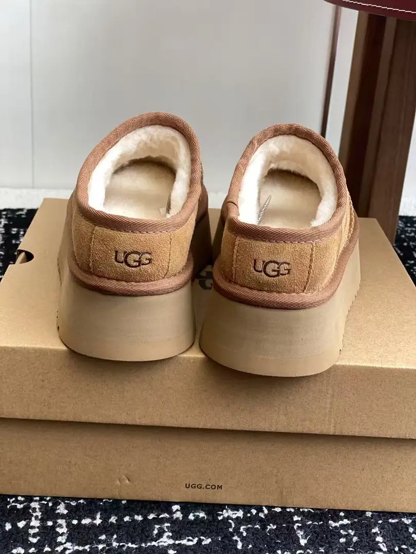 kng7145 UGG  79.88$ gallery