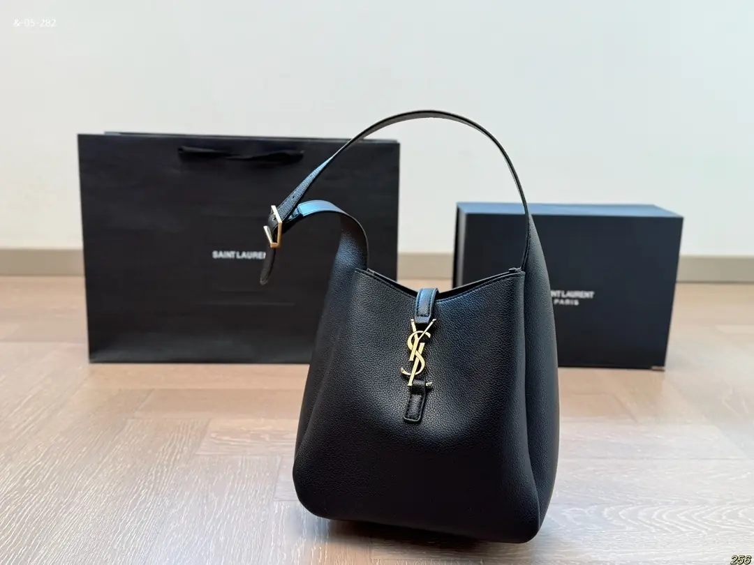 kng7159  YSL 52$ gallery