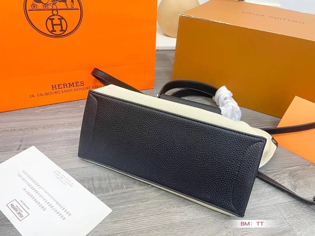 kng7161 Hermès  54$ gallery