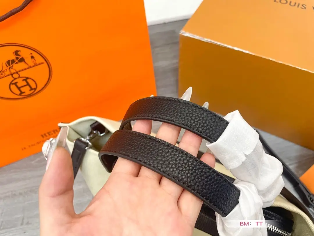 kng7161 Hermès  54$ gallery