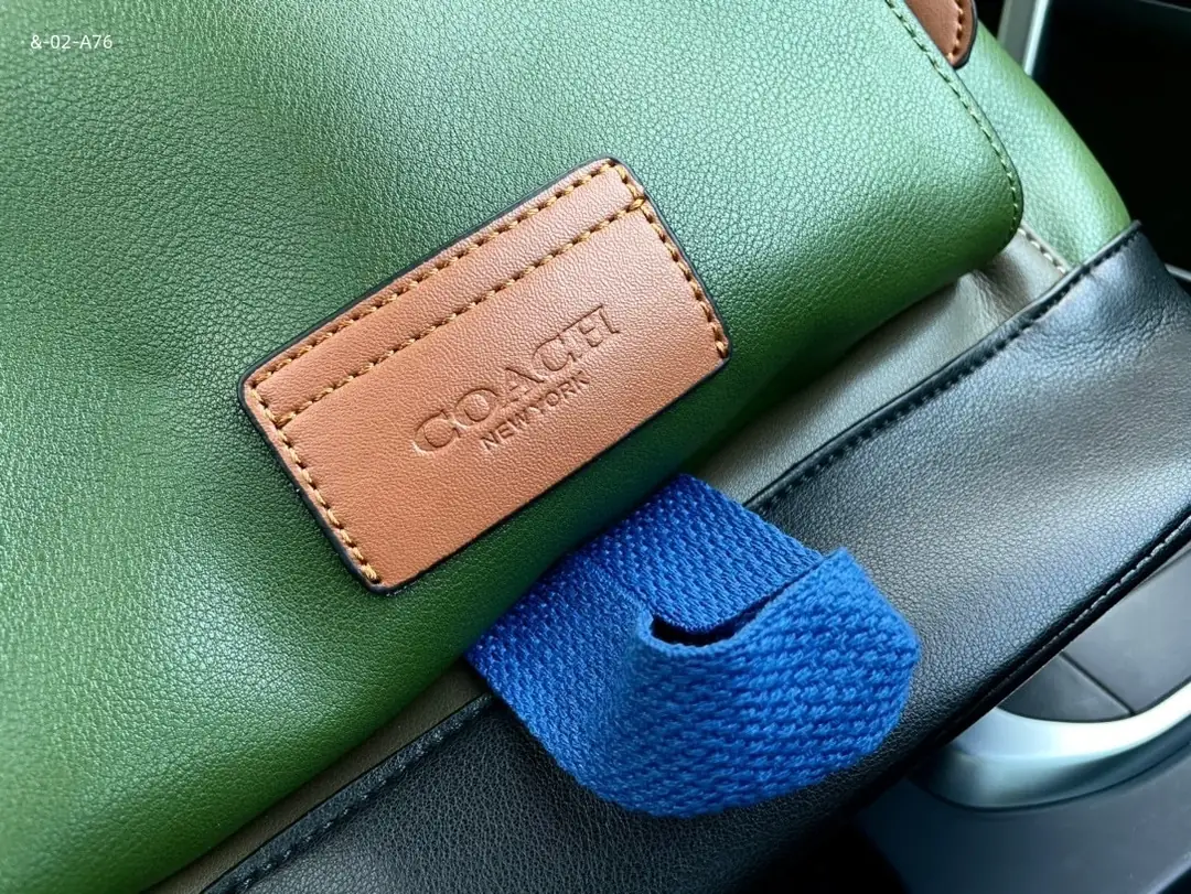 kng7170  Coach 61$ gallery