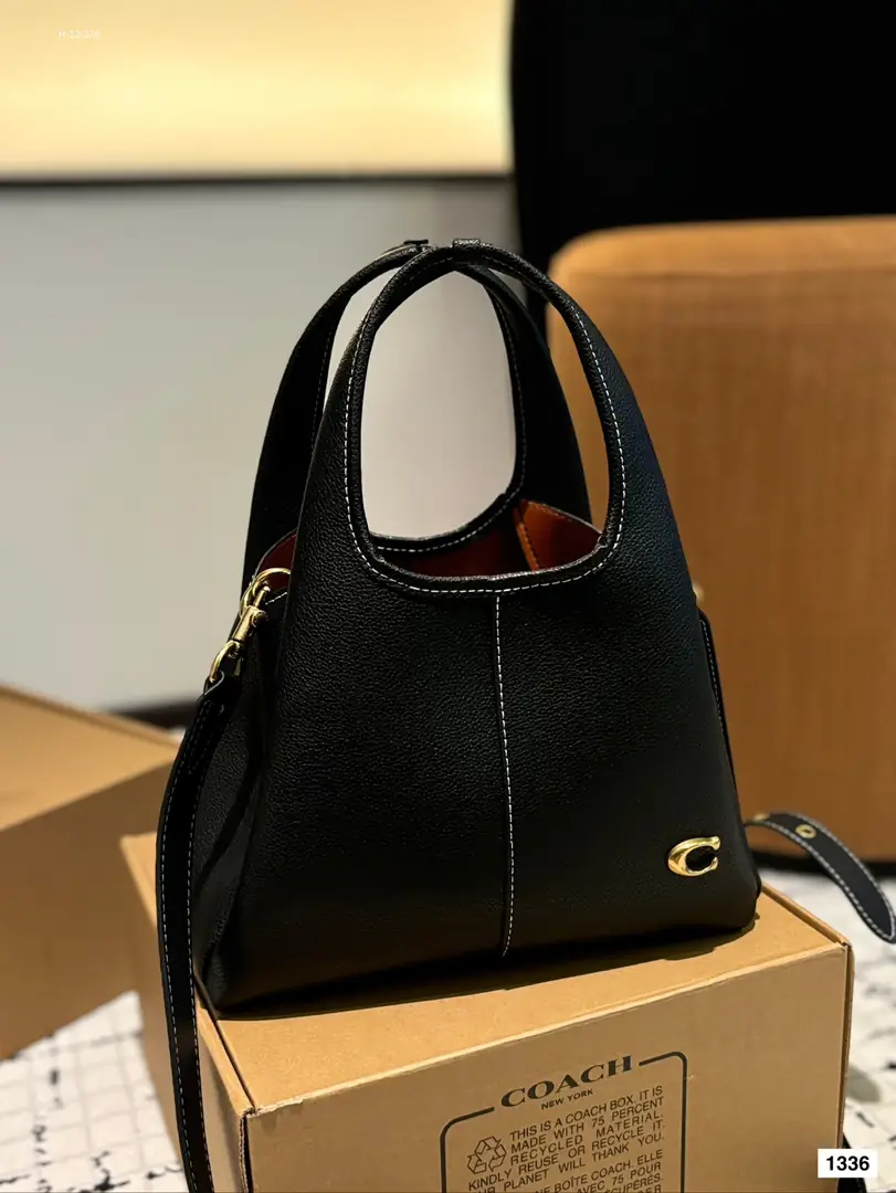 kng7172  Coach 60$ gallery