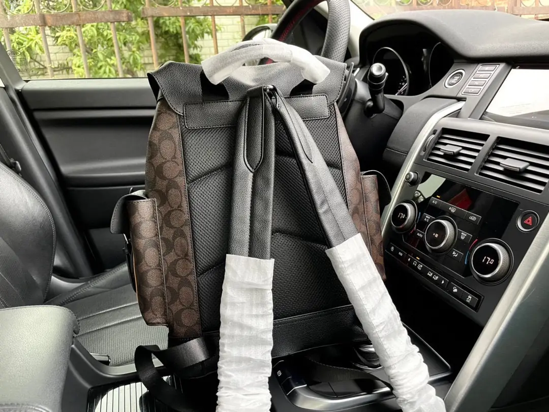 kng7173 Coach 61$ gallery