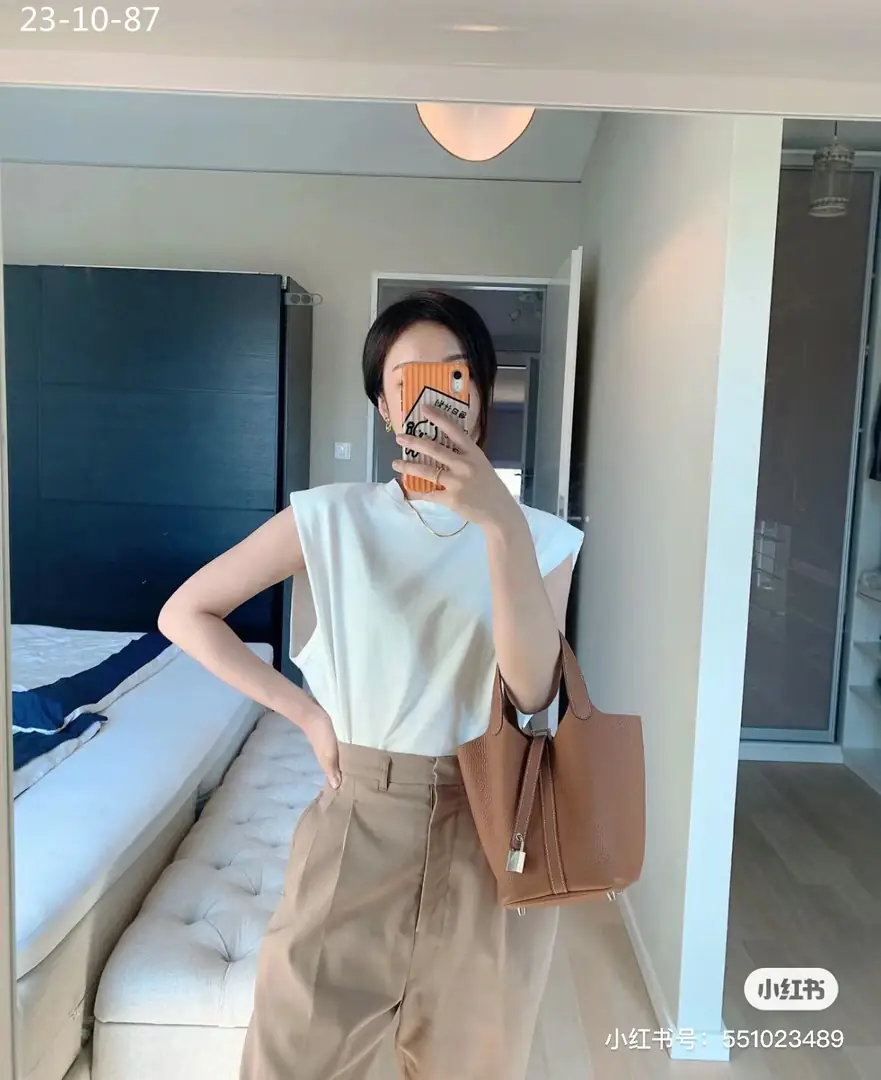 kng7175 Hermès  62$ gallery