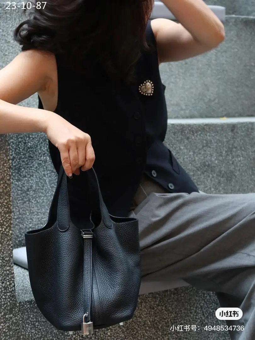 kng7175 Hermès  62$ gallery