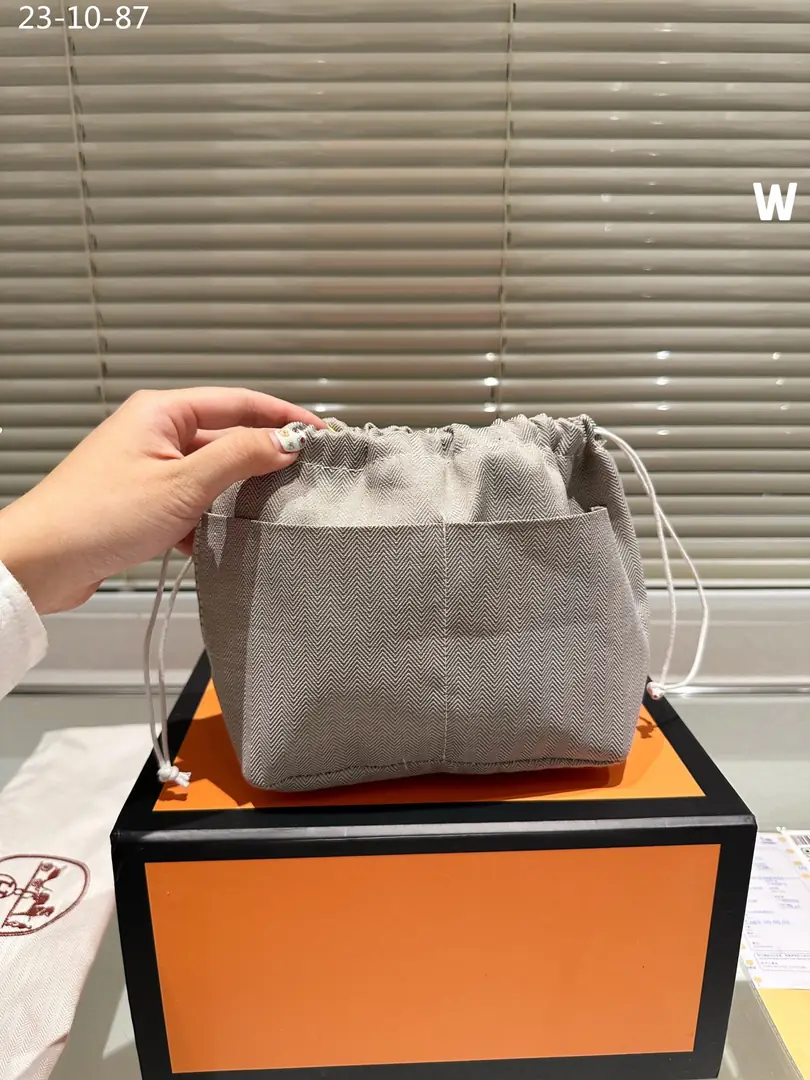 kng7175 Hermès  62$ gallery